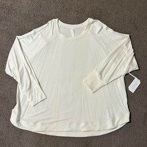 Stylus crew neck long sleeve top